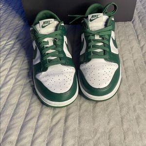 Nike dunk low “Michigan state” size 8 men’s/9.5 women’s